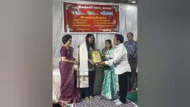 Young Author Vidushi Malpani Honoured at Mahesh Navami Mahotsav 2026